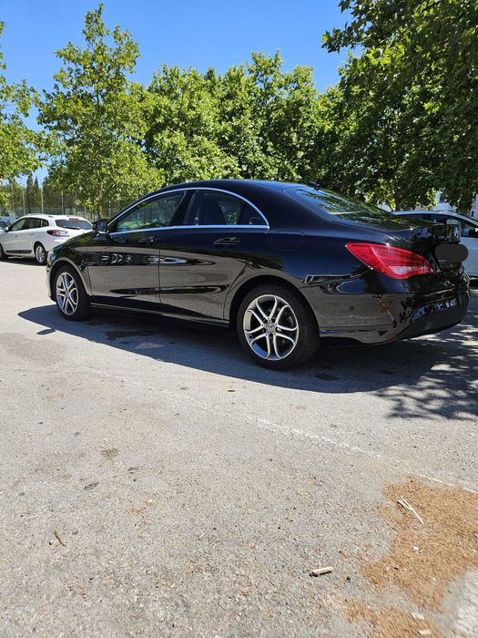 Mercedes-Benz CLA 180 d Sedan - 2015