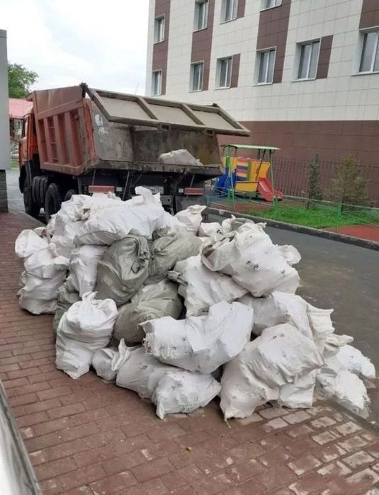 Вывоз мусора, хлама, старой мебели, строймусора в Днепре. Грузчики