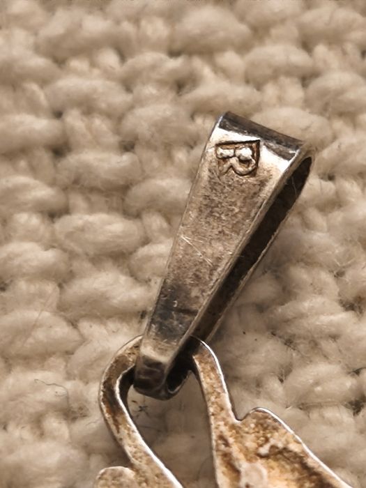 Warmet Resovia srebro wisiorek z bursztynem