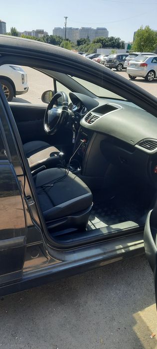 Peugeot 207 1.4 Gasolina (Junta queimada)