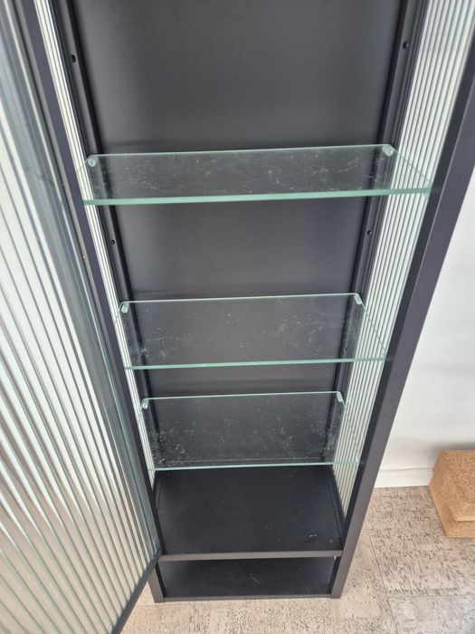 Armário metal com prateleiras IKEA Mossjon