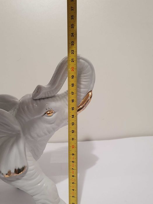 Duża ladna figurka słoń porcelana biały 22.5x 26x 11cm