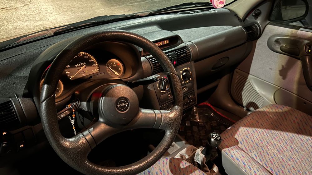 OpelCorsa ano 1996