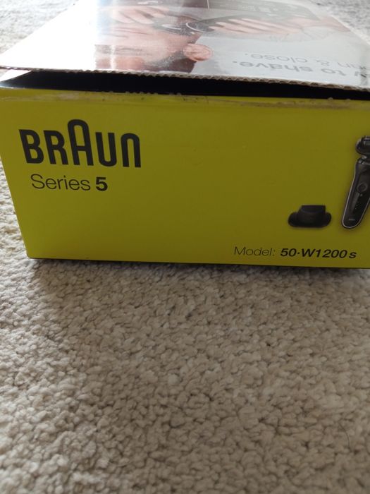 Máquina barbear Braun cabeça NOVA