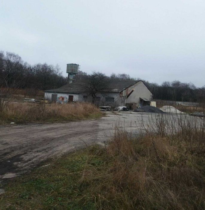 м. Славута 7га під виробництво, з комунікаціями.