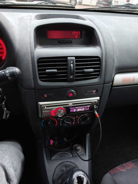 Renault Clio 2005