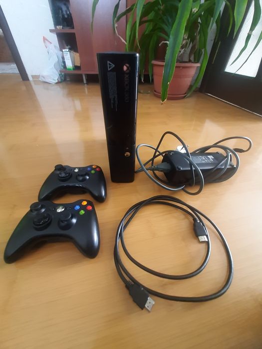 Xbox 360 E 108 ігор