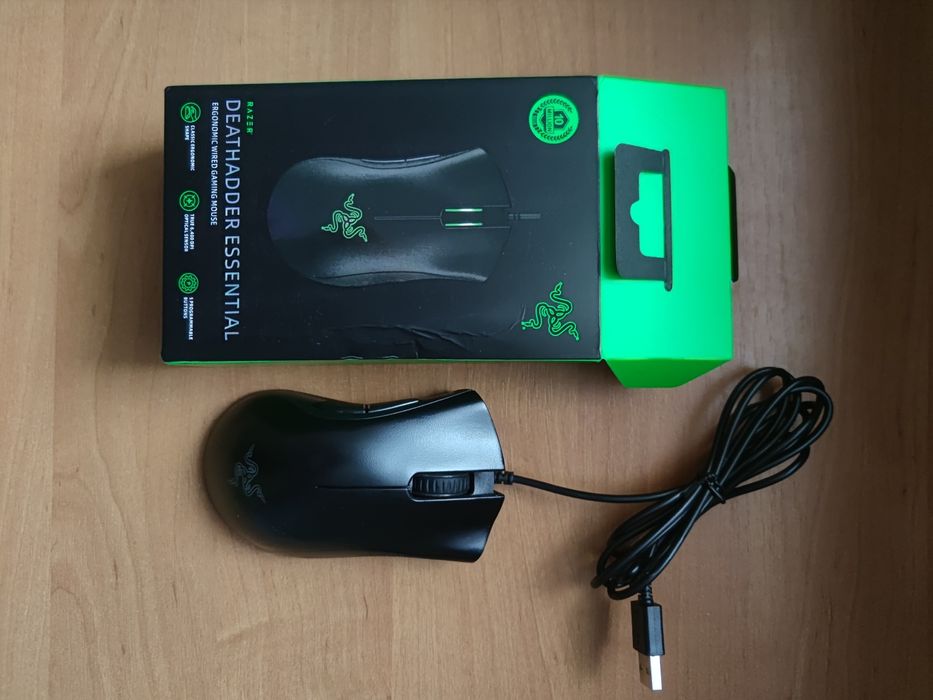 Мишка провідна razer deathadder essential