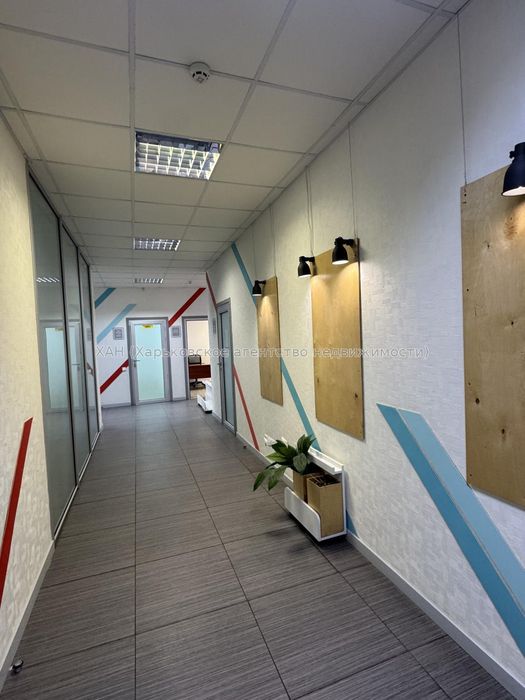 Оренда під офіс ,медичні послуги, навчальні курси в центрі