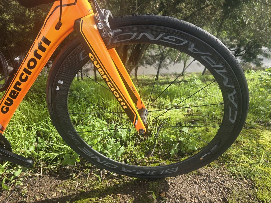 Rodas campagnolo bora one de calco carbono