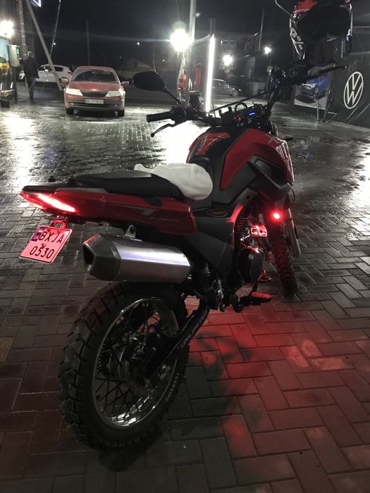 Продам мотоцикл SHINERAY X-TRAIL 200