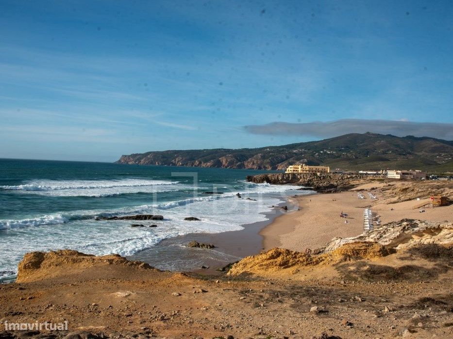 Moradia T4 Cascais e Estoril, em construção com amplo terreno