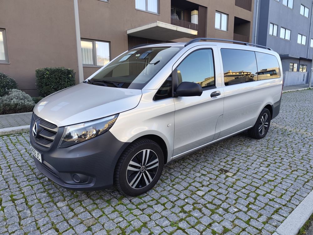 Mercedes-Benz Vito Tourer Longa Aut. SELECT