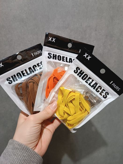 Шнурки - резинки на металевій защіпці