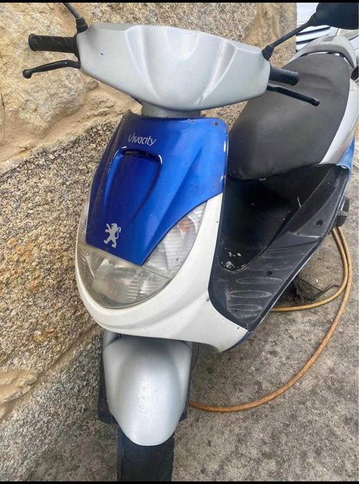 Scooter Peugeot 2001