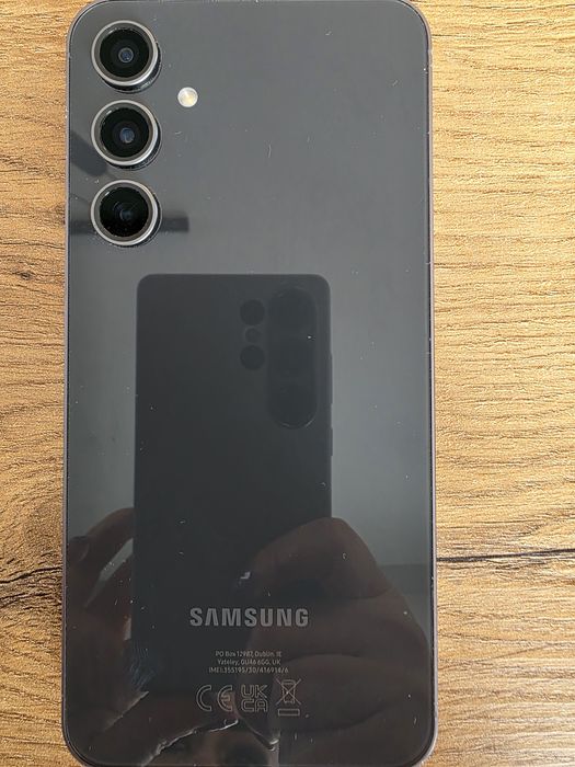 Sprzedam telefon Samsung Galaxy S23FE