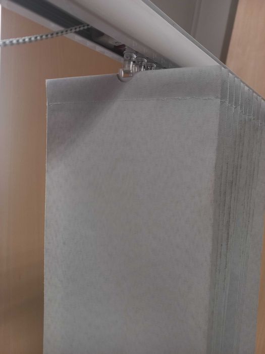 Żaluzje okienne pionowe