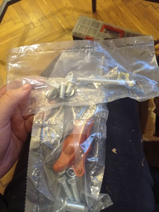 Napęd sufitowy do bramy garażowej