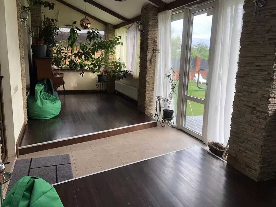 45 Подобово котедж з сауною бассейном Славутич Осокорки оз Мартишев