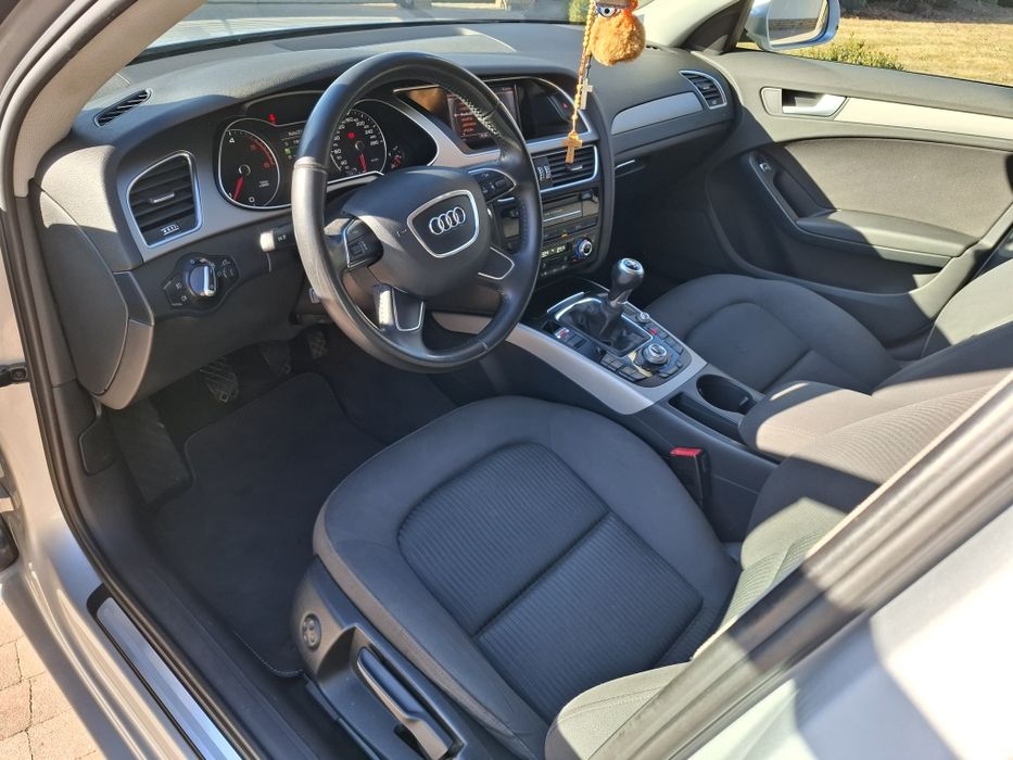 Audi A4 B8 lift 2012r 2.0 143km