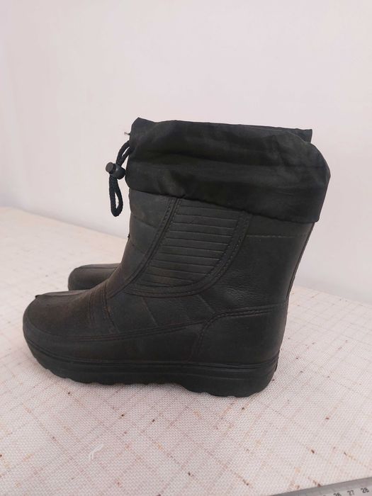 Зимові чуні 42 розміру