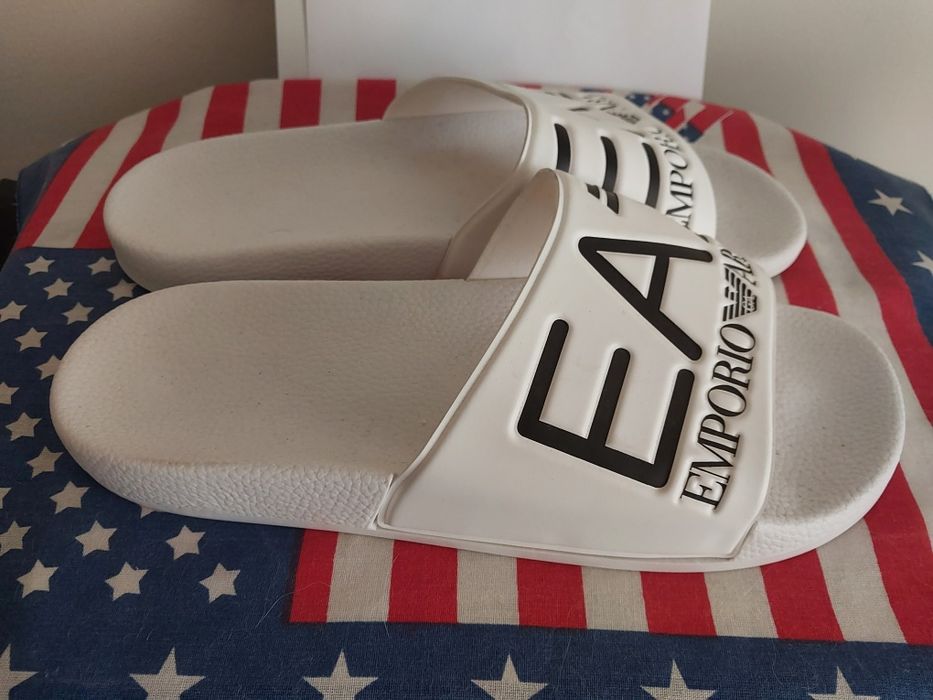 Chinelos Emporio Armani