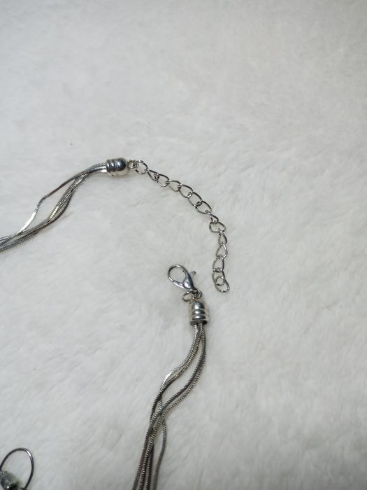 Набір елегантних прикрас.