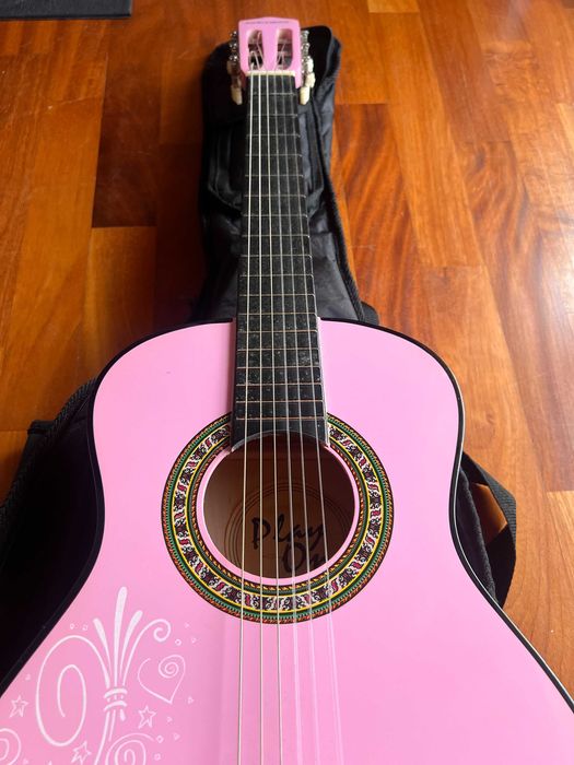 Guitarra de aprendizagem com saco de transporte