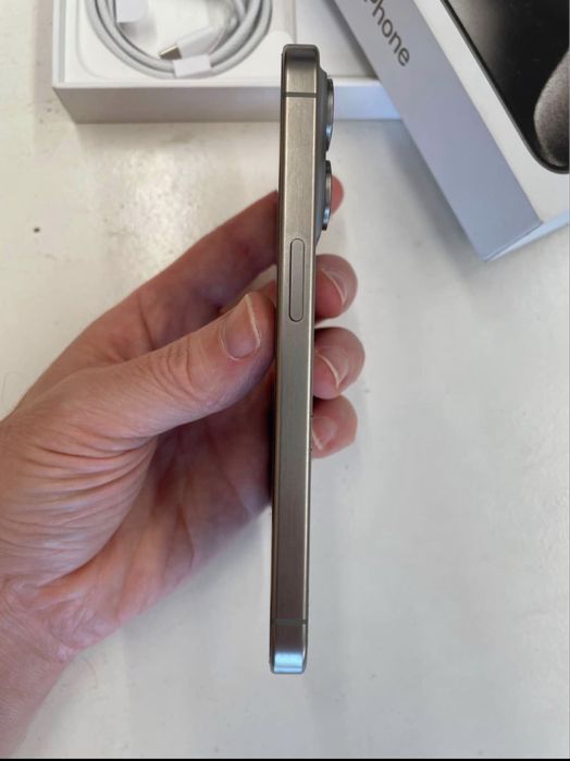IPHONE 15pro, 128GB