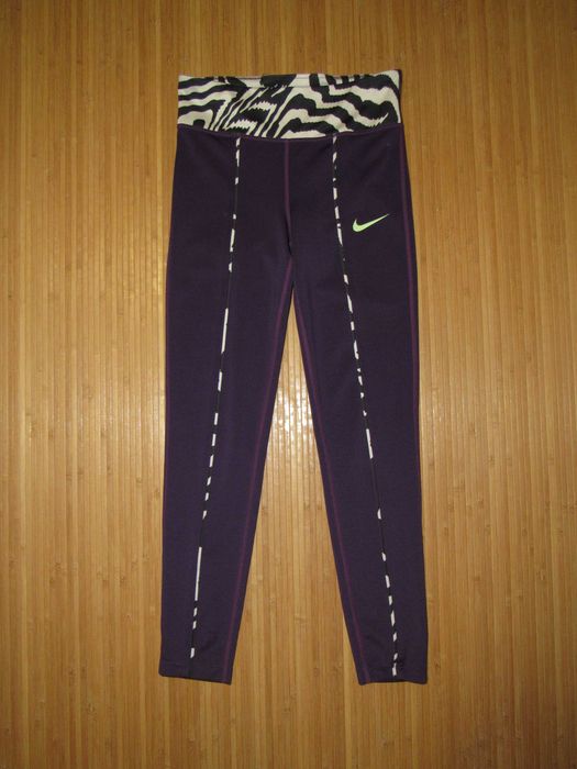 Лосини Nike ONE TIGHT; 137-146см; 10-11років