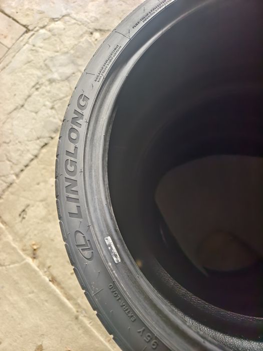 Opony  245/35/20 demo, nowe