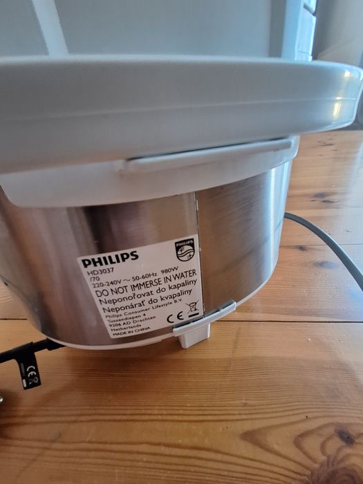 Multicooker Philips HD 3037