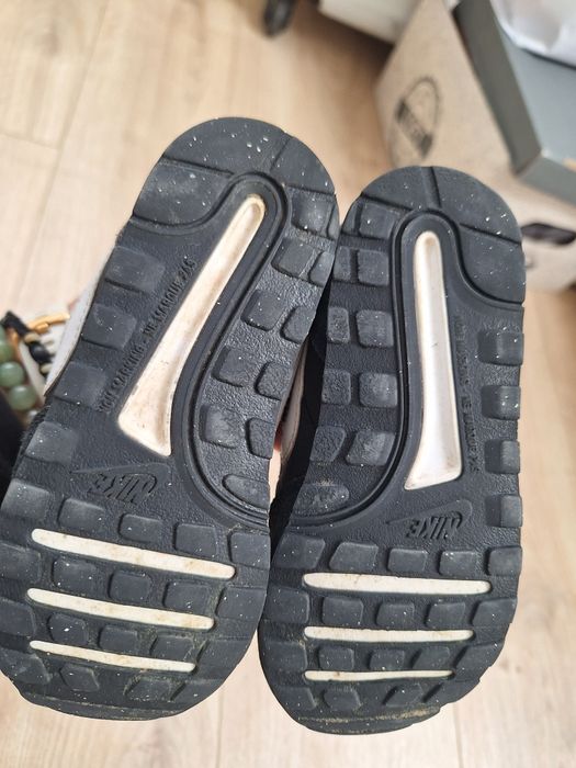 Buciki skórzane nike r. 25