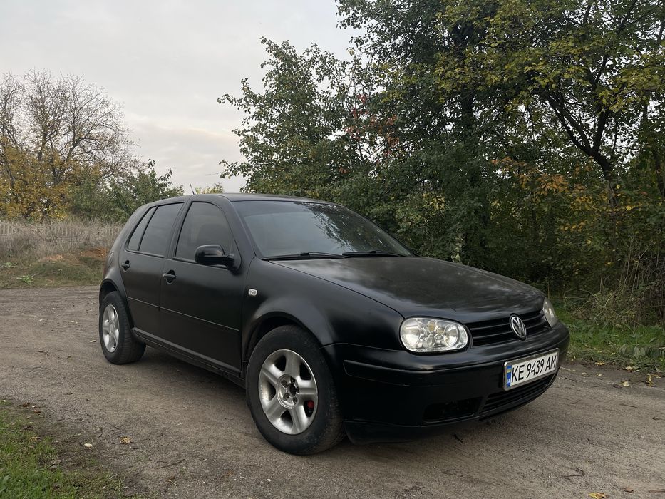 Продам Volkswagen Golf 4