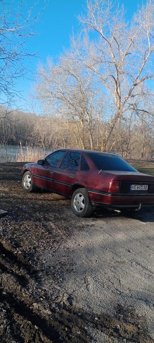 Продам вектра а 1.6