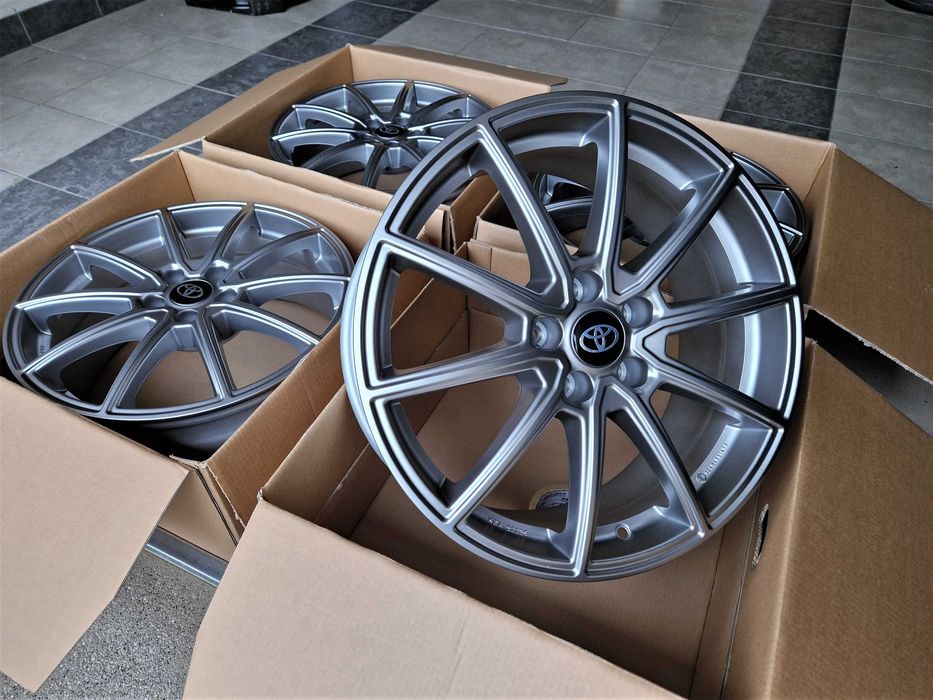 Alufelgi 18 5x114,3 Toyota Auris Corolla Avensis RAV4 Verso Camry 751#