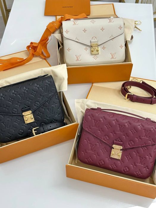 Сумка жіноча брендова Луі Вітон Метіс Metis шкіряна в наявності