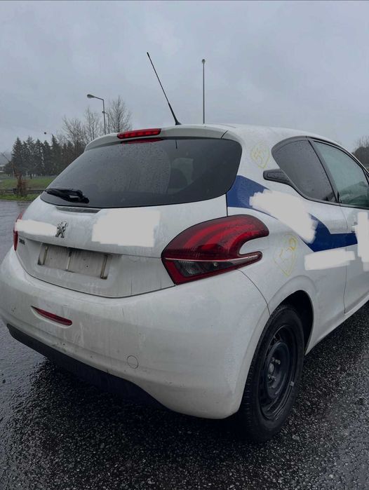 Peugeot 208 Viatura para peças