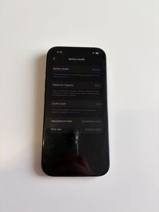 iPhone 15 Czarny 128gb idealny stan 89% baterii 3 etui i przewód