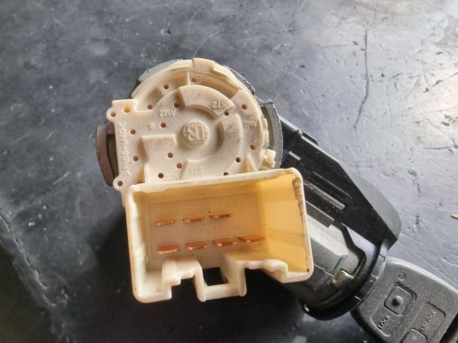 canhão ignição Toyota yaris .