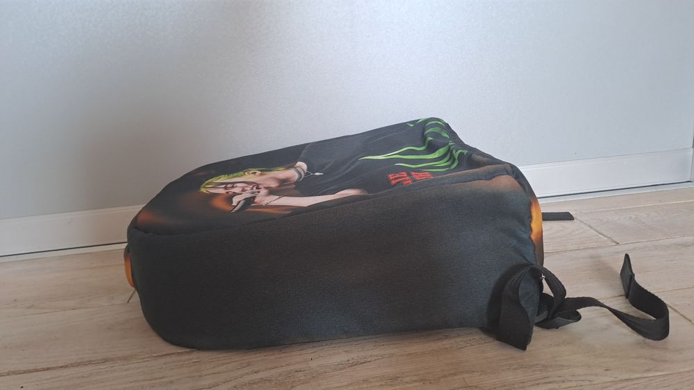 Рюкзак анти-шахрай  з малюнком Біллі Айліш