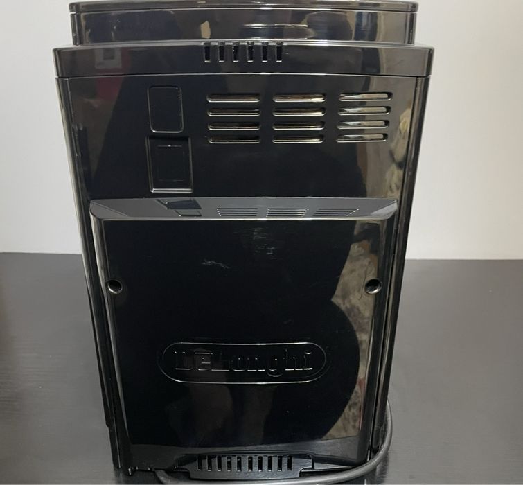 Кавомашина Delonghi Magnifica S ECAM 21.113.B 2025 рік