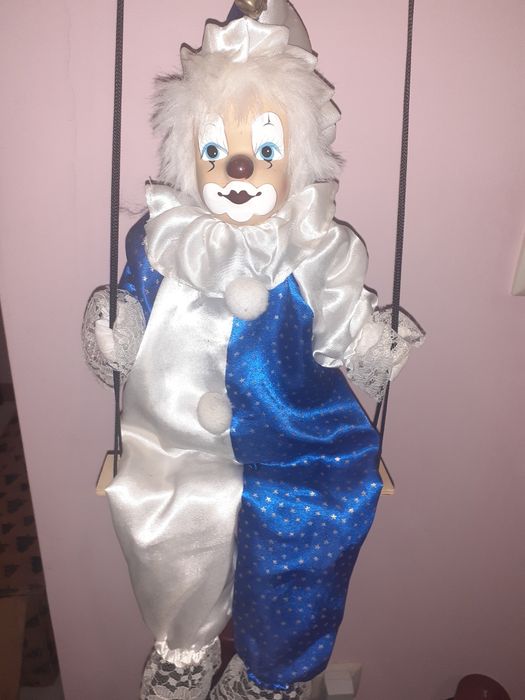 Decoração palhaço antigo grande no baloiço