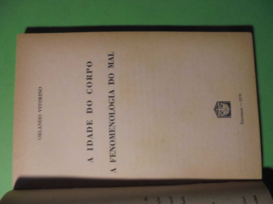 Vitorino (Orlando);A Idade do Corpo-A Fenomenologia do Mal