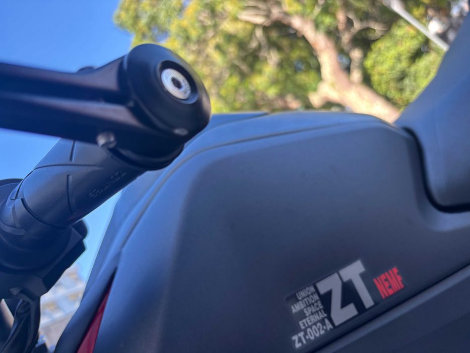 Zontes ZT 125 U Preto mate.