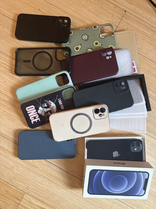 Iphone 12  dobry stan 128GB