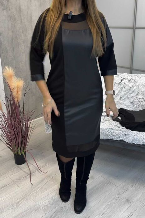 Плаття нове, чорного кольору, р.44-46