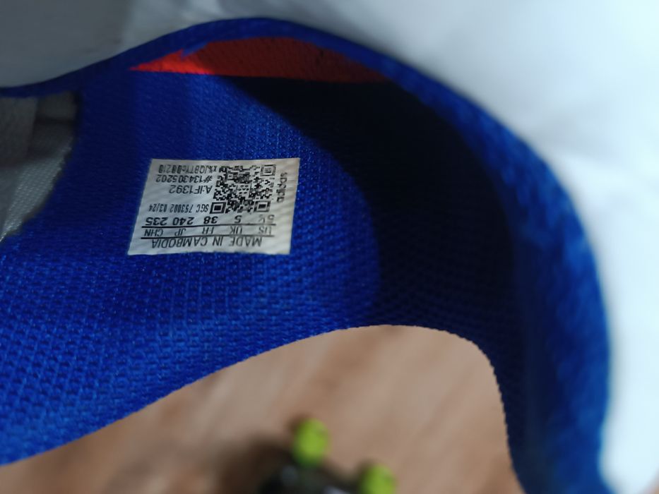 Buty Adidas halówki 38 rozm.