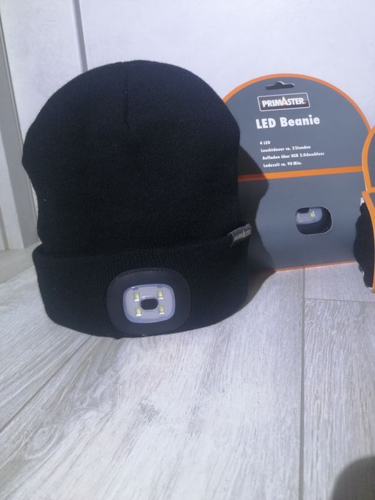 Шапка з ліхтариком