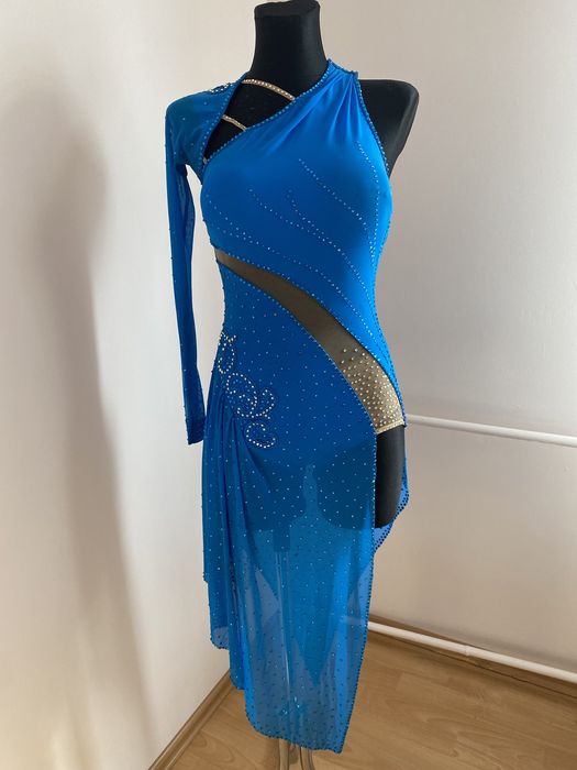 Zdobiona sukienka do łaciny, rozmiar xs-s